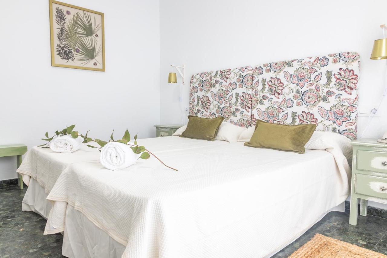 Hotel Marhava Conil De La Frontera Eksteriør billede